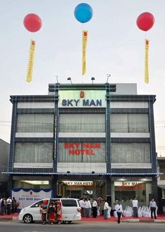 Sky Man Hotel Yangón Exterior foto